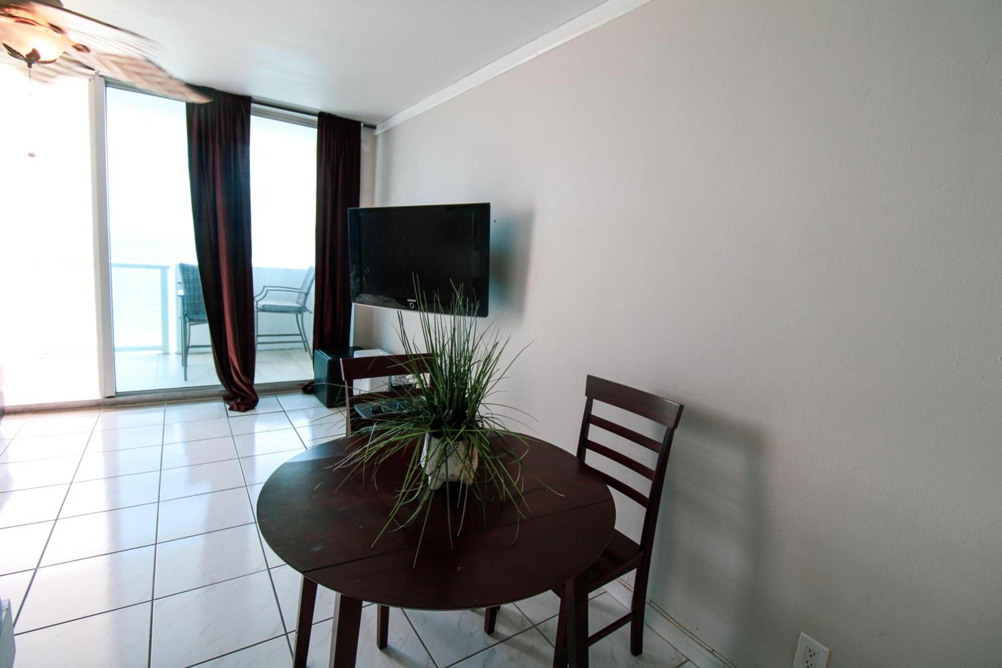 Castle 1527 Studio Balcony Direct Beach Access, Pool, Tennis, Free Parking Villa Miami Beach Esterno foto