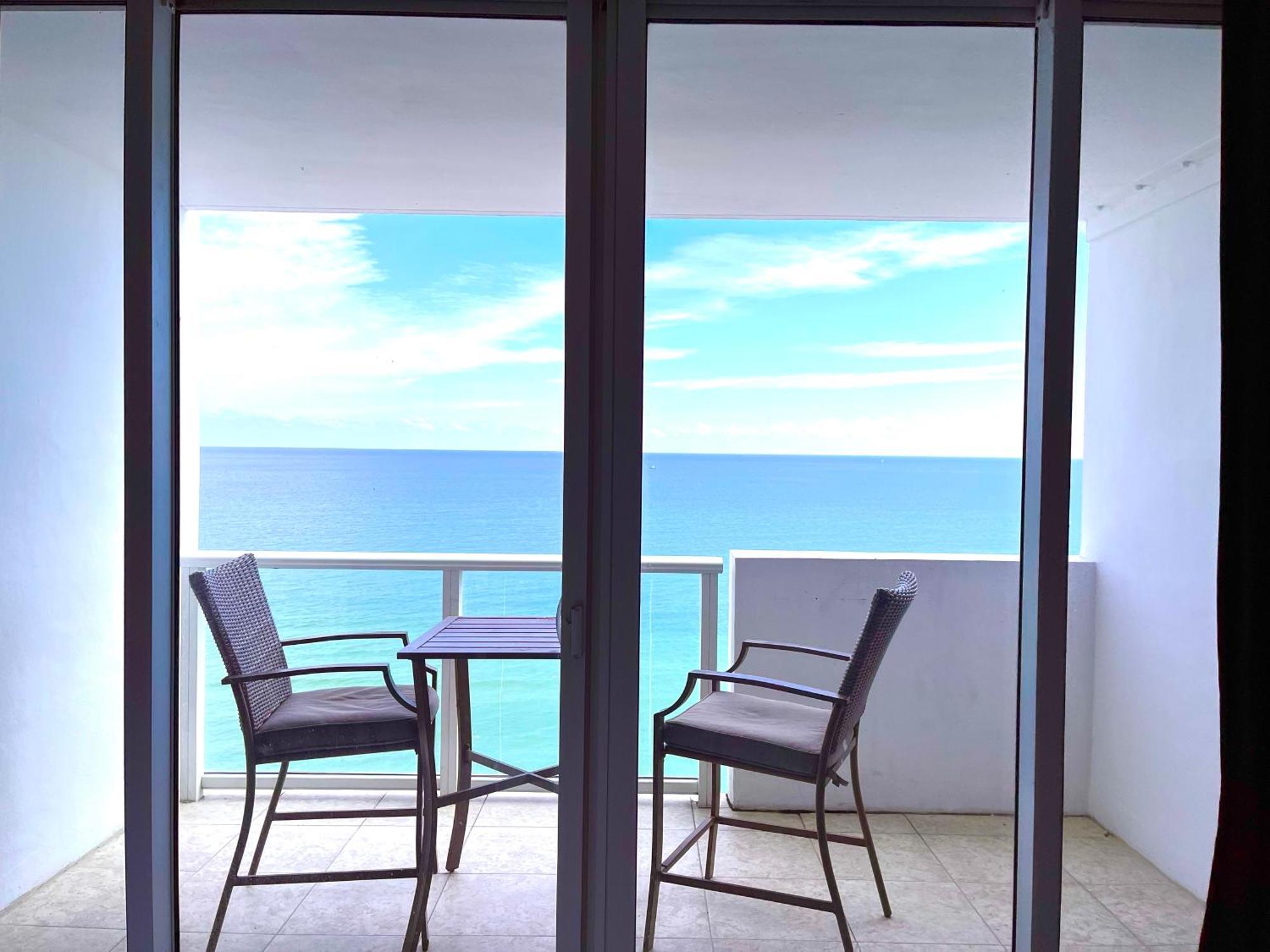 Castle 1527 Studio Balcony Direct Beach Access, Pool, Tennis, Free Parking Villa Miami Beach Esterno foto